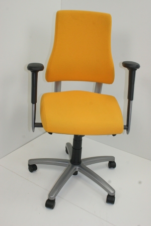 4000 Ergonomische bureaustoelen BMA beschikbaar