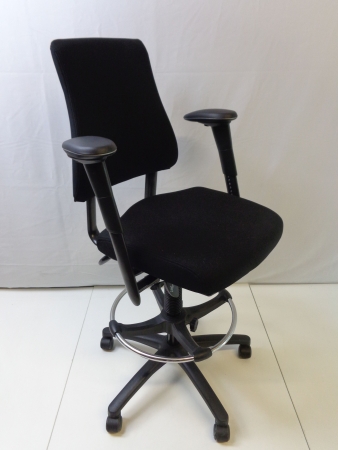 4000 Ergonomische bureaustoelen BMA beschikbaar