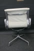 VITRA SOFT PAD CHAIR EA 208 (2e hands) 64032