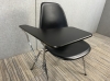 Vitra Eames DSS Plastic Chair Zwart met werkbord 58292