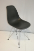 Vitra Eames DSR Plastic Chair Zwart 58207