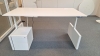 Zit-Sta bureau Ahrend Four Two met ladenblok 73640