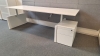 Bureau Ahrend Four Two met ladenblok 73682