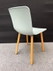 Design bezoekersstoel Vitra HAL R Wood (2e hands) 71571