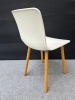 Design bezoekersstoel Vitra HAL R Wood (2e hands) 71565