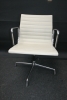 VITRA ALU CHAIR EA 108 in leder 64058