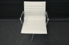 VITRA ALU CHAIR EA 108 in leder 64059