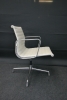 VITRA ALU CHAIR EA 108 in leder 64061