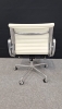 Bureaustoel Herman Miller EA 117 73245