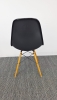 Vitra Eames DSW Plastic Chair (2e hands) 76566