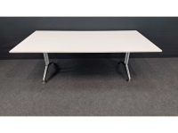 Vergadertafel Wilkhahn