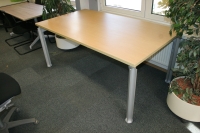Design bureau/vergadertafel BULO H2O 1600 x 800 beuk