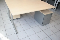 Bureau Ahrend Four-Two 1600 x 800 met ladenblok