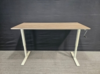 Bureau assis-debout réglable par manivelle Ergonice refurbished