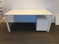 Bureau Bene 1600 x 800 wit