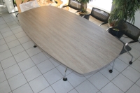 Refurbished vergadertafel Vitra AD HOC