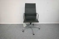 VITRA ALU CHAIR EA 119 in leder (NIEUW)