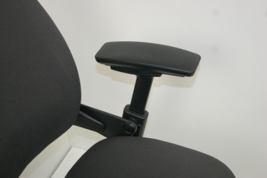 Ergonomische bureaustoel Steelcase Leap bruin