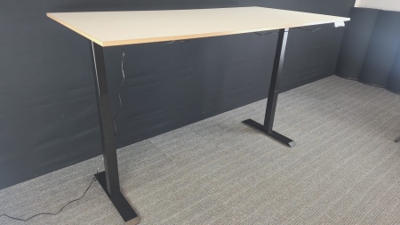 Elektrisch zit/sta bureau Loctek 