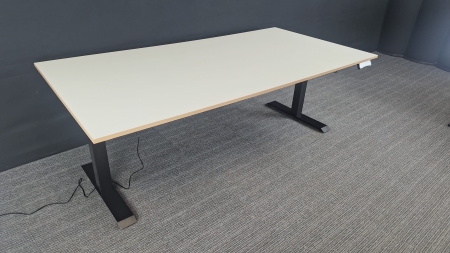 Elektrisch zit/sta bureau Loctek 