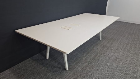 Vergadertafel Vitra Joyn 2e keus