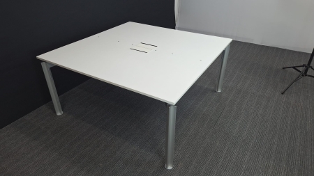 Vergadertafel BULO H2O