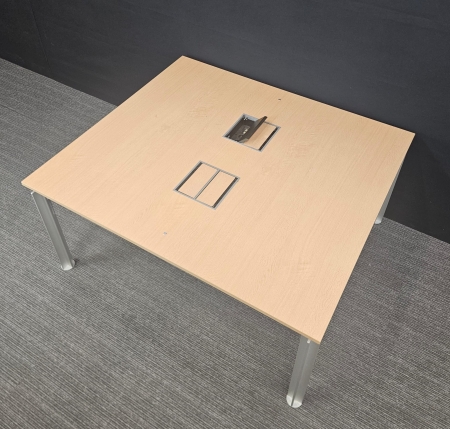 Vergadertafel /workbenche BULO H2O