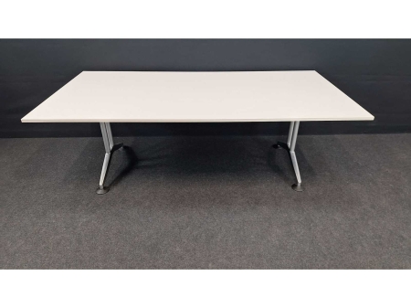 Vergadertafel Wilkhahn