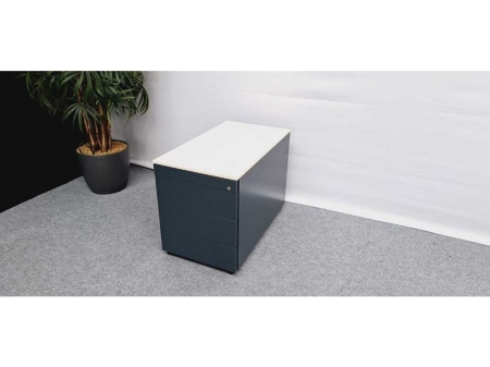 Bureau Pami met ladenblok