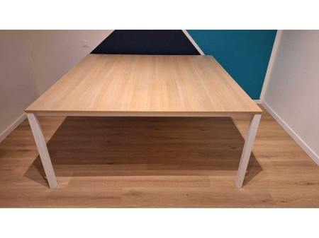 Vergadertafel Dromea