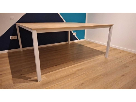 Vergadertafel Dromea