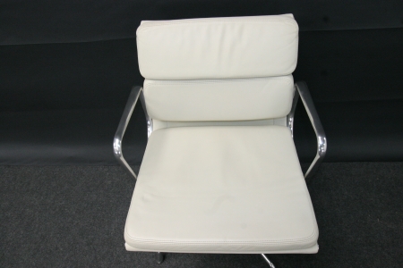 VITRA SOFT PAD CHAIR EA 208