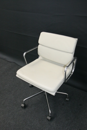 VITRA SOFT PAD CHAIR EA 217