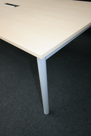 Vergadertafel Orange 2200 x 1200