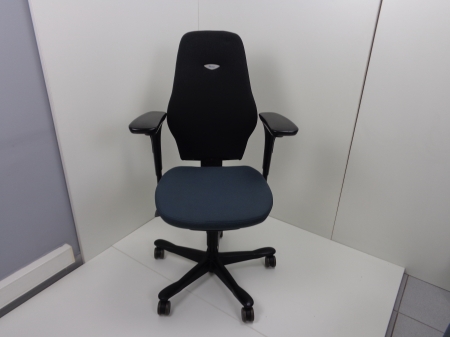 SUPERPROMO Ergonomische bureaustoel Kinnarps PLUS(6) bicolor zwart/antraciet grijs (2e hands)