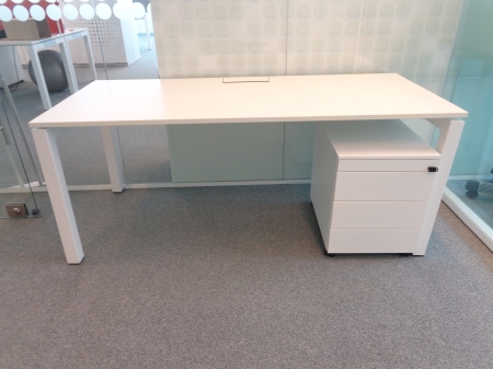 Bureau Pami 1600 x 800 wit