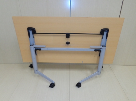 Klaptafels Werndl 1600 x 800 beuk (2e hands)