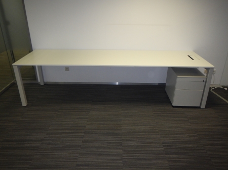 Bureau Pami 3000 x 900 gris-blanc