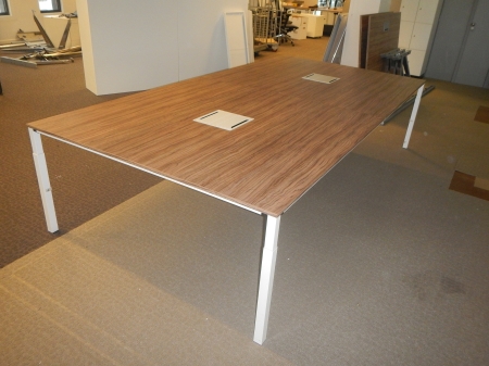 Vergadertafel/workbench Sedus 3200 x 1600