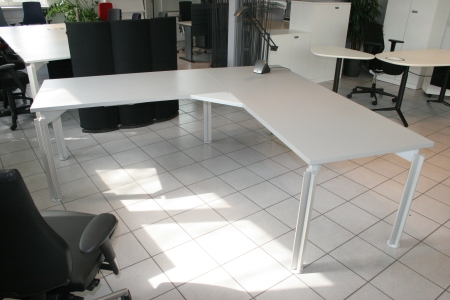 Design hoekbureau BULO H2O (2e hands)