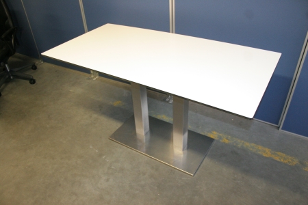 Kantinetafel / bureautafel Neoform (2e hands)