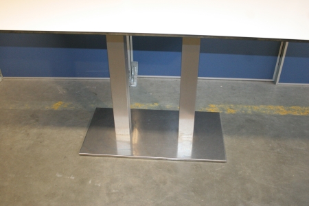Kantinetafel / bureautafel Neoform (2e hands)