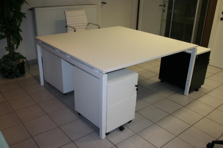 Bureau- vergadertafel 4Q-White 160x160cm