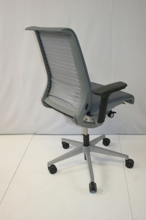 Ergonomische bureaustoel Steelcase Think (2e hands)