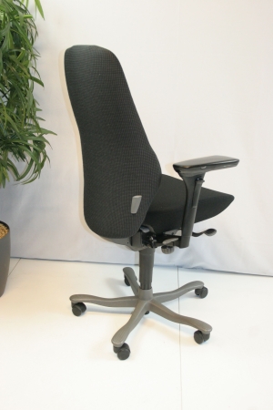Refurbished ergonomische bureaustoel Kinnarps PLUS(6) zwart 