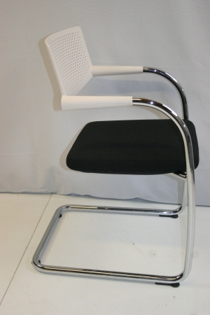 Bezoekersstoel Vitra Visavis Zwart-Wit (2e hands))