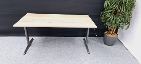 Slinger verstelbaar bureau Ahrend 500 (refurbished)