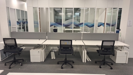 Duo workbench Ahrend Four Two