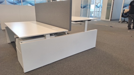 Duo workbench Ahrend Four Two