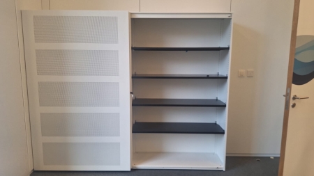 Akoestische schuifdeurkast Ahrend 1950 x 2400 (2e hands)